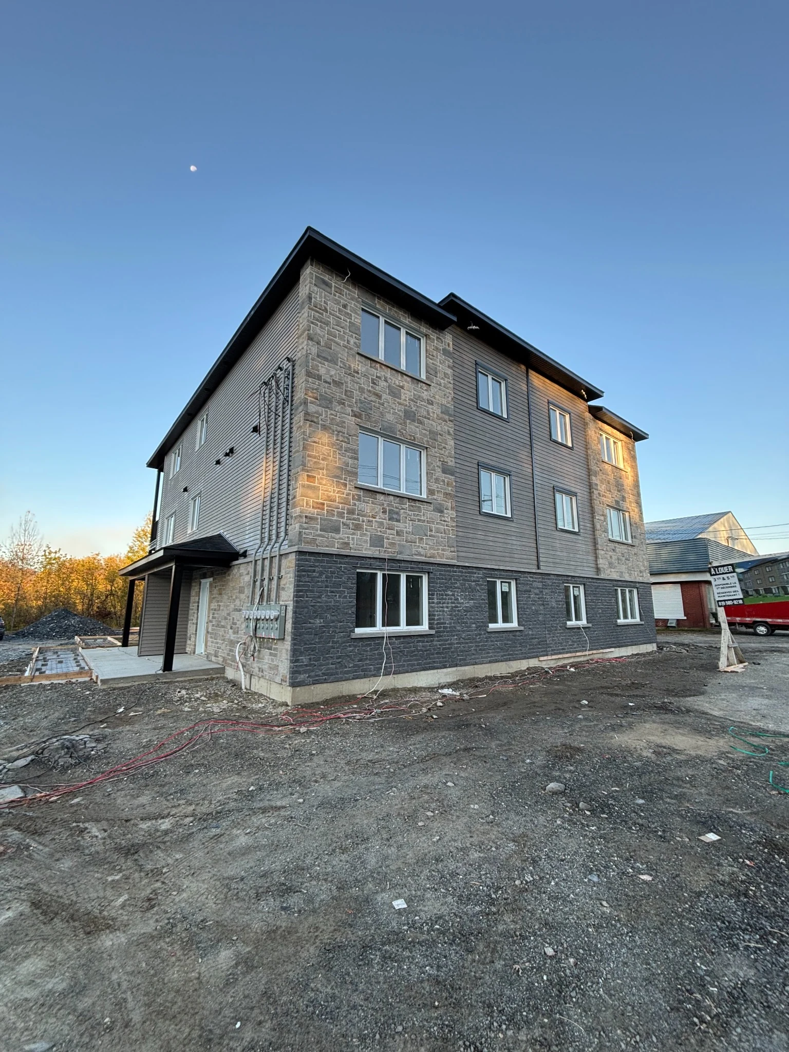 Immeuble résidentiel complété par MARICK Construction